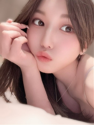みと【現役AV女優】